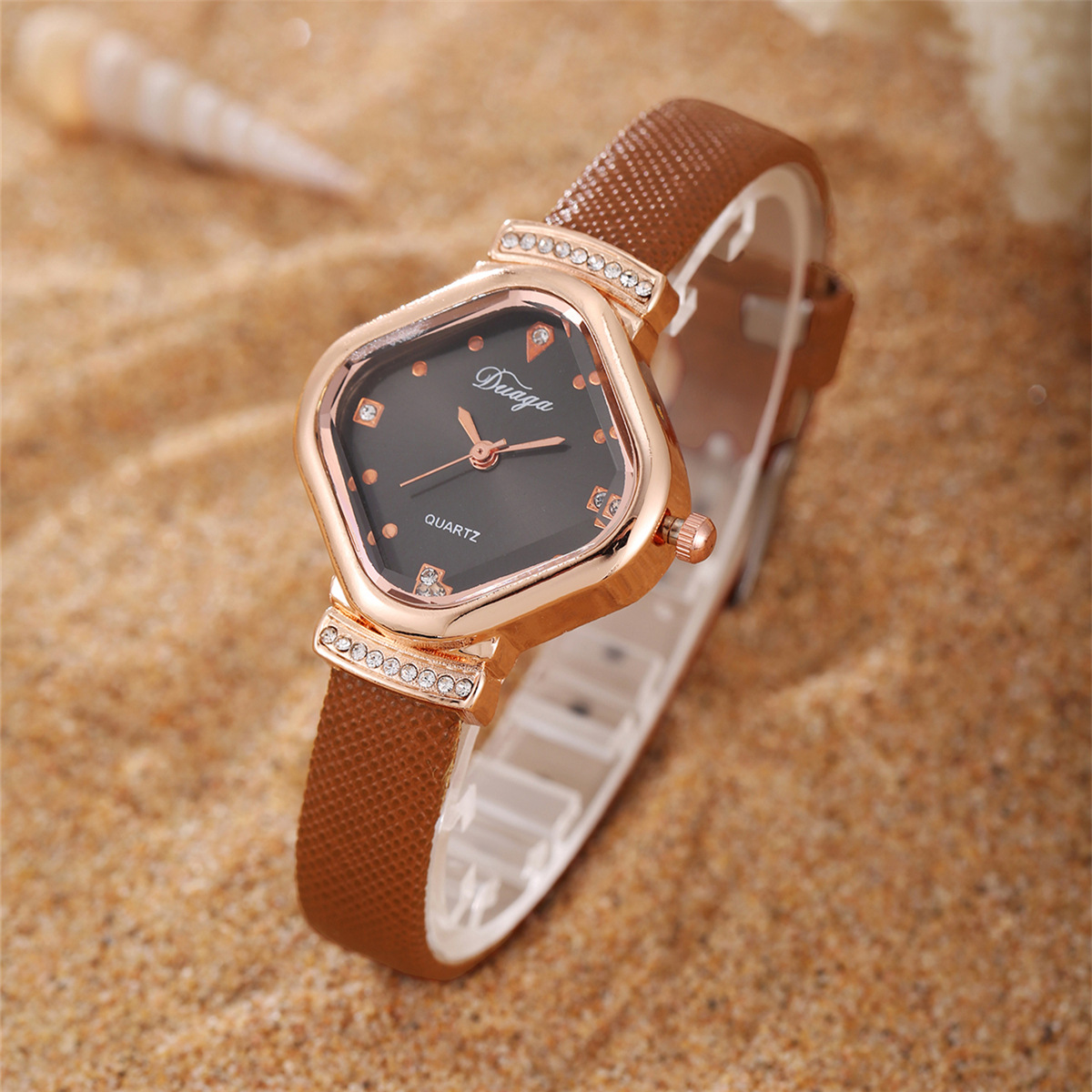 2025 Cross-Border New Product Korean Exquisite and Sweet Square Dial Belt Watch Women's Temperament Quartz Watch