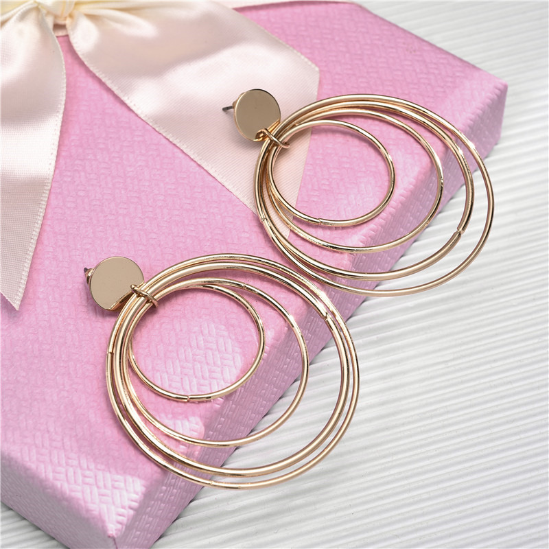 Fashion Round Metal Plating Earrings display picture 4