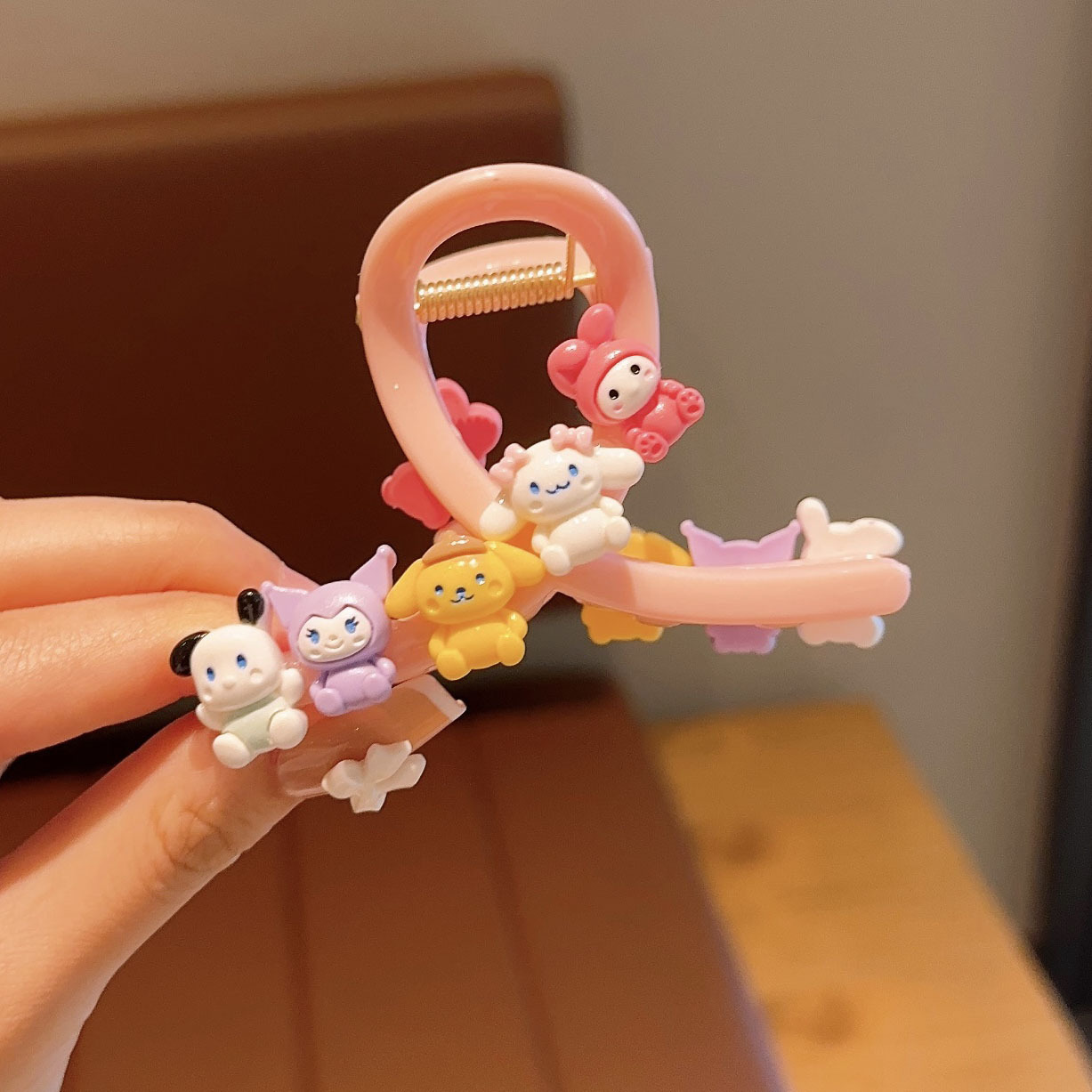 SKU03_颜色_ZJ038-3#玉桂狗抓夹