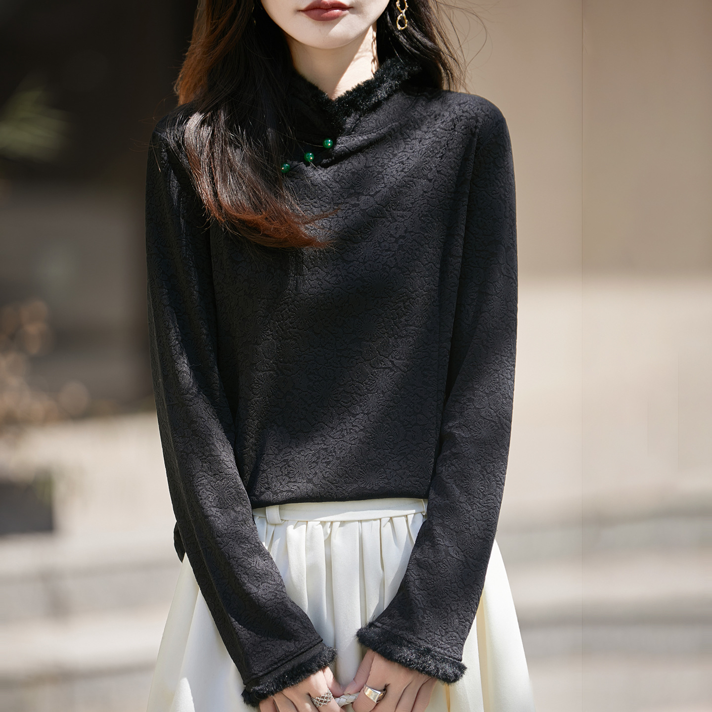 2025年早秋新款立领针织衫盘扣提花宽松设计感中国风打底衫上衣女