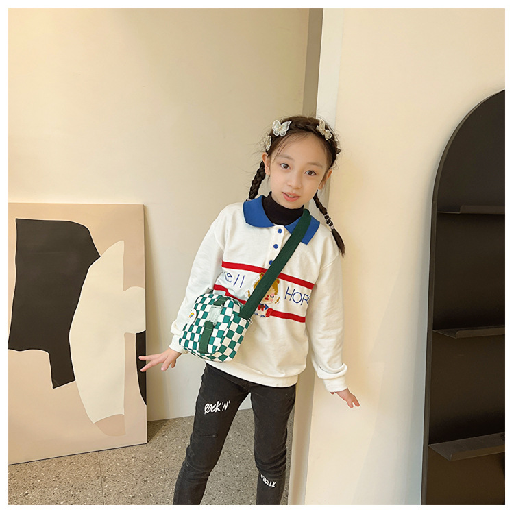 127g Weight Polyester Lining Material Zipper Closure Type Sling Strap Strap Type Shoulder Bag, Crossbody Bag Bags Type Casual Occasion Nylon Material Plaid Pattern All Seasons Season Kid'S, Women's Gender Cute Style Square Shape Kid'S Women's Nylon Plaid Cute Square Zipper Shoulder Bag Crossbody Bag 15