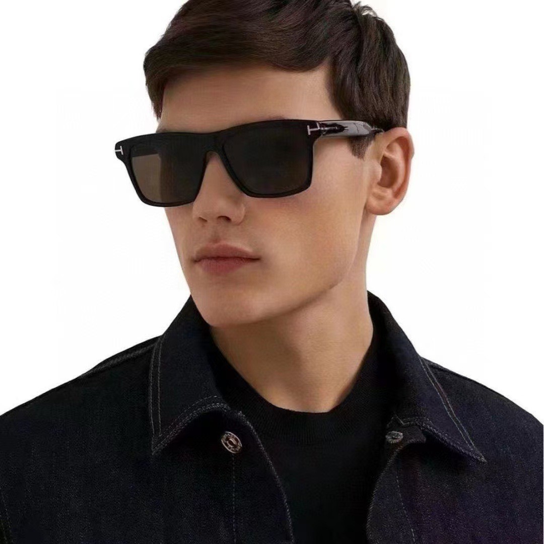 black glasses for men and women solar-powered