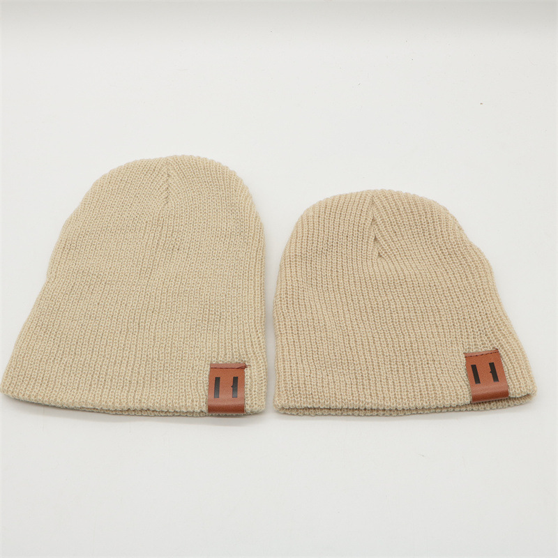 Unisex Elegant Basic Solid Color Eaveless Wool Cap display picture 1