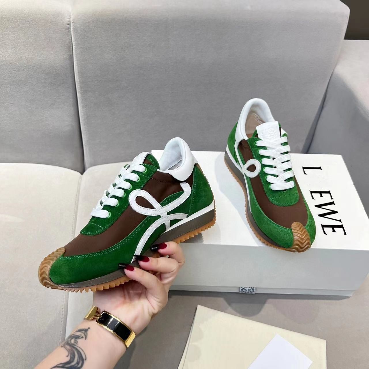 高バージョンは広州に比べて高品質の対外貿易卸売りを出荷します。