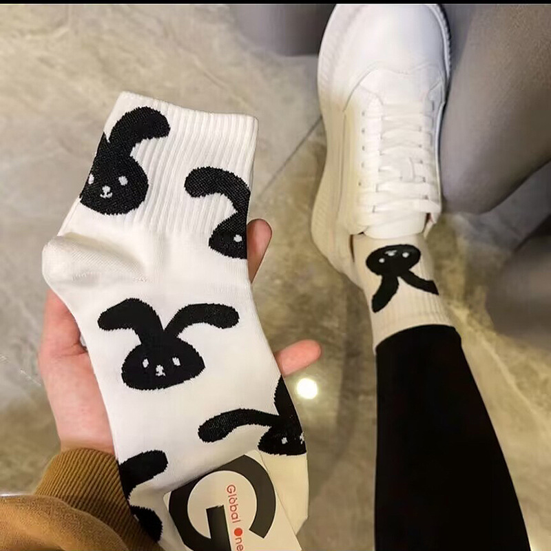 Cartoon rabbit socks women's Korean-style mid-calf socks spring and summer ins fashionable all-match high-looking Mori student cute stockings