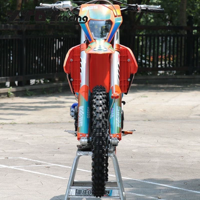 Motosikletlər K16NB300 engine, a four-stroke engine