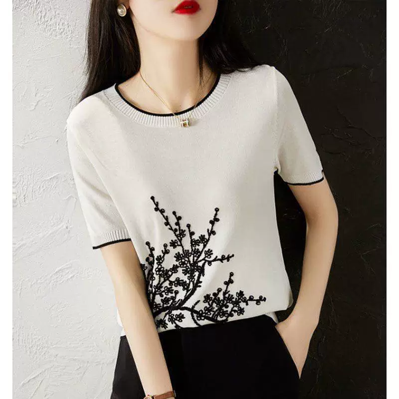 Новая женская одежда 2025 года, летняя тонкая вышитая футболка из ледяного шелка с коротким рукавом, базовый слой для женщин.