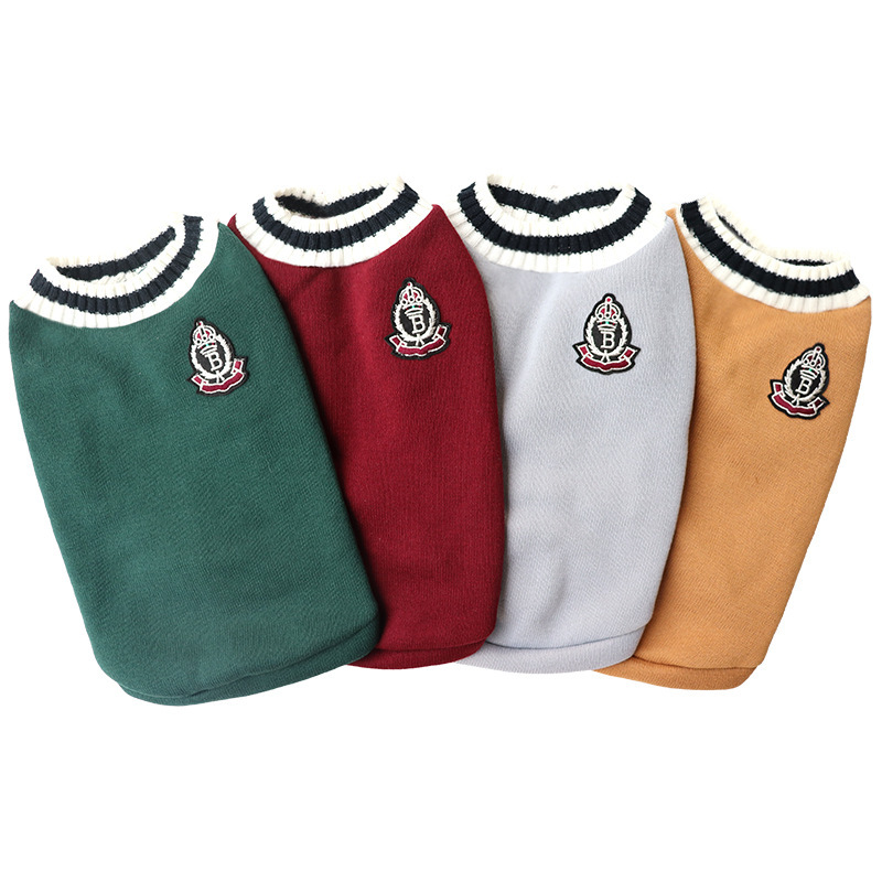 Pet clothes autumn and winter New knitted vest V-neck preppy style vest Teddy Bomei fashion dog clothes wholesale Pet clothes autumn and winter New knitted vest V-neck preppy style vest Teddy Bomei fashion dog clothes wholesale