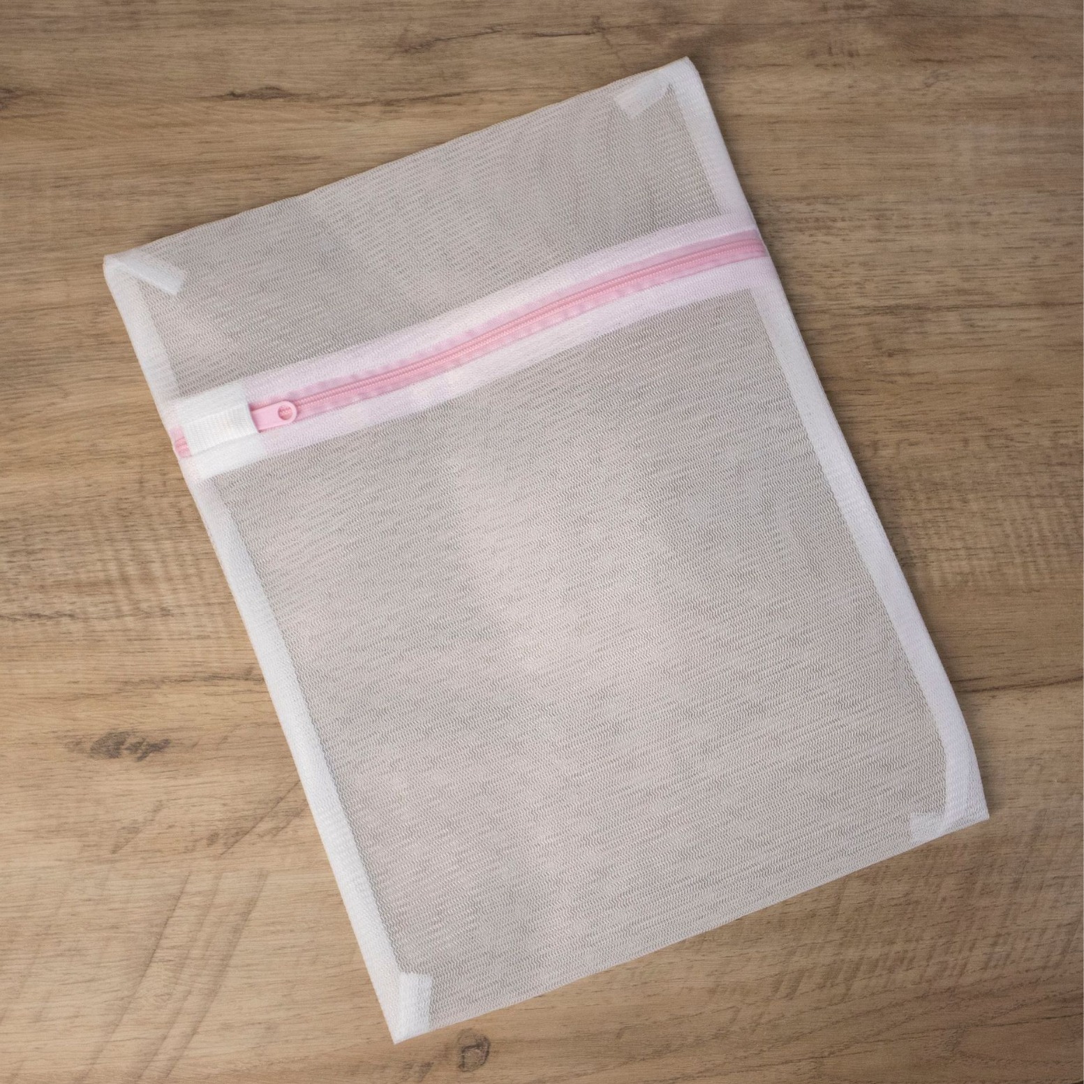 Lavadora especial bolsa de lavandería de malla fina Hogar Moderno anti-deformación sujetador cuidado de la ropa lavado de malla fina bolsa de lavandería al por mayor