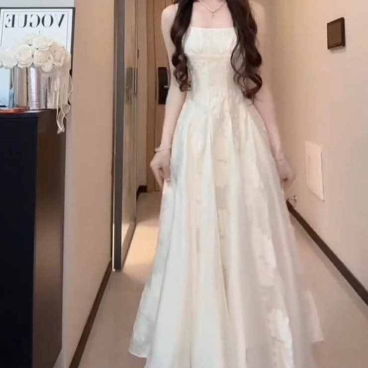 2026 French-Style High-End Suspender Dress New Luxury Evening Gown Square Neck Elegant Birthday Dress 2026 French-Style High-End Suspender Dress New Luxury Evening Gown Square Neck Elegant Birthday Dress
