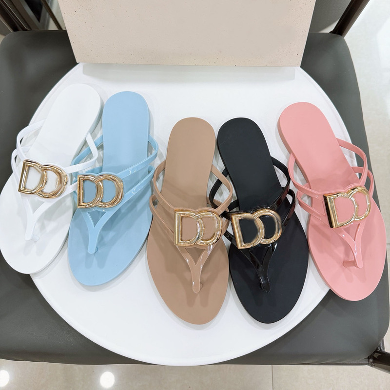 Fashionable New Summer Rubber Flip-Flops for Women, Casual Flat Beach Thong Sandals with Hollow Design