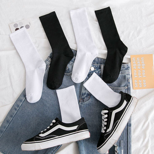 Socks for men, simple solid color anti-odor basketball socks, spring and autumn new men's summer thin and lengthened trendy couple mid-tube socks