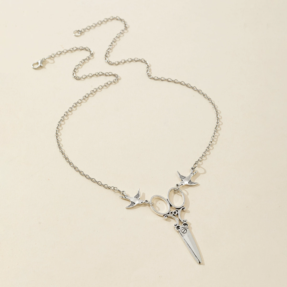 Европейский и американский дизайн, персонализированные ножницы, ожерелье, ювелирные изделия, модные популярные ювелирные изделия, ретро-ожерелье с ножницами