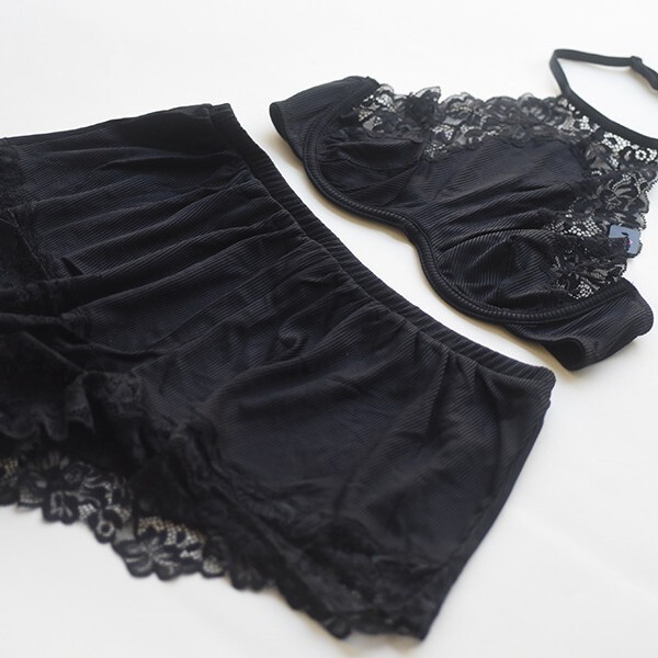 Canada La Se*Za Lace Sexy Lingerie Summer Ultra-Thin Bra Push-Up Pure Desire Halter Backless Set Canada La Se*Za Lace Sexy Lingerie Summer Ultra-Thin Bra Push-Up Pure Desire Halter Backless Set