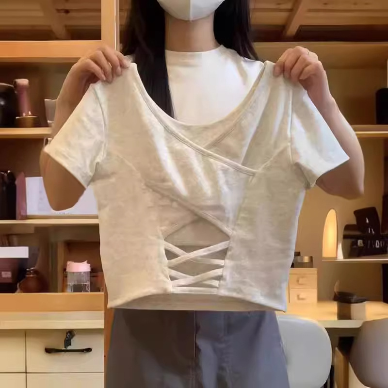 Summer sexy short base body-friendly short sleeve T-shirt with a…