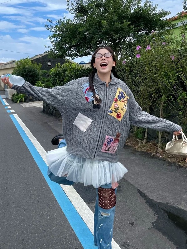 重工刺绣贴布翻领麻花毛衣外套女秋冬新款宽松复古拉链针织开衫厚|undefined