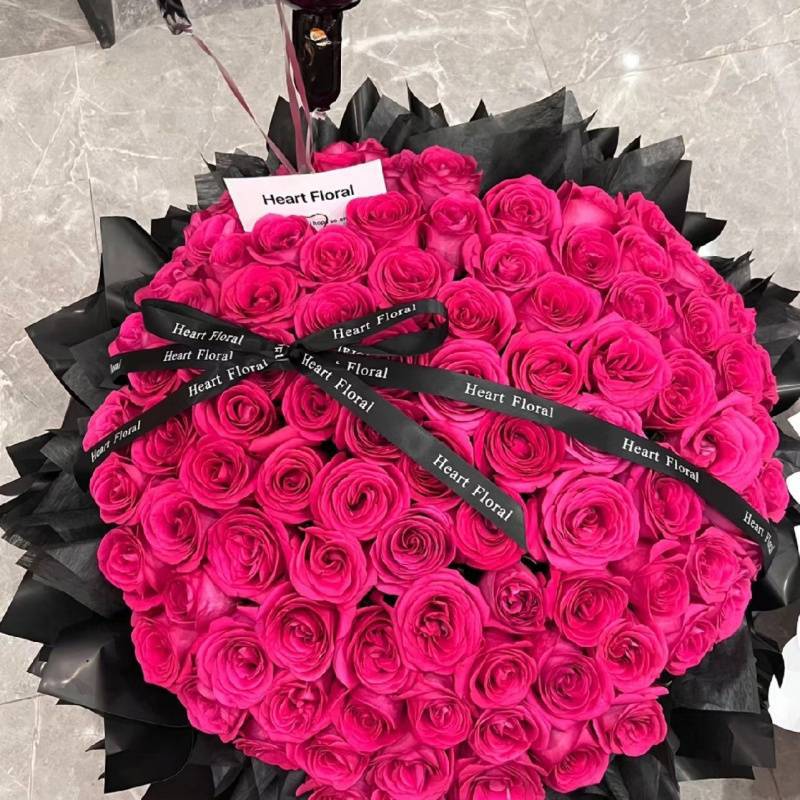 [원심은 무궁무진하다] 장미 99송이 + 램프