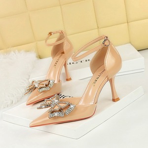 8323-H17 Korean Edition Banquet Women's Shoes High Heels, Shallow Mouth, Pointed Toe, Lacquer Leather, Hollow Rhine