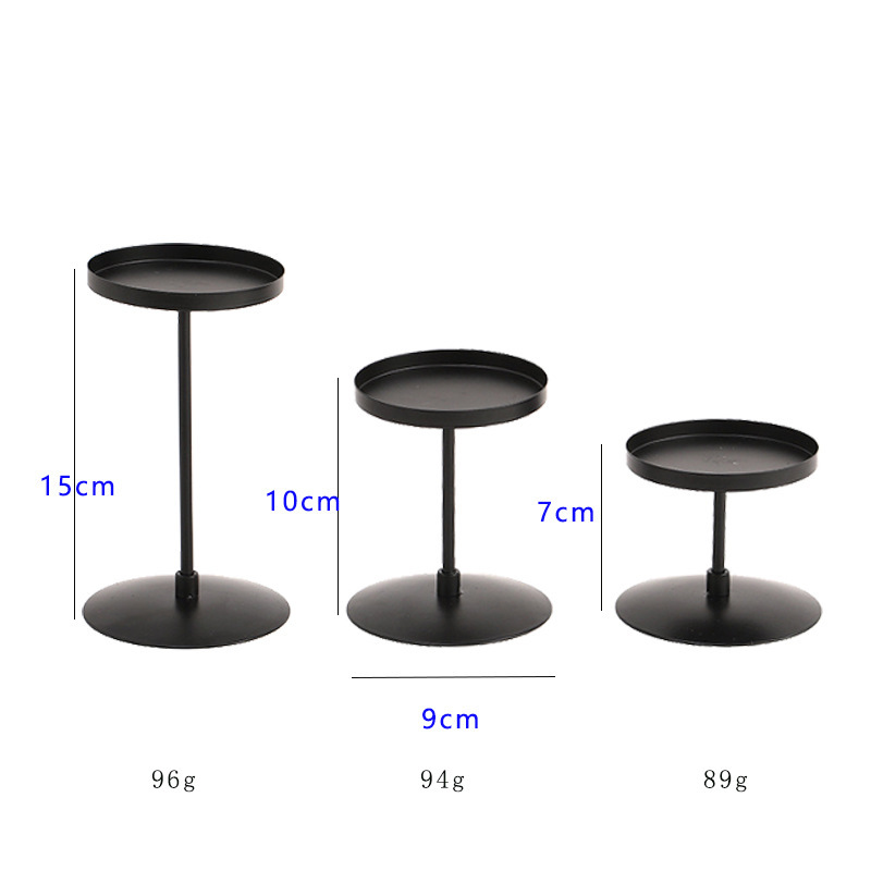 Navidad transfronteriza candelabrera pulverización de oro hierro forjado asiento de cera de cera de columna retro bandeja de cera de alambre de hierro candelabrera columna