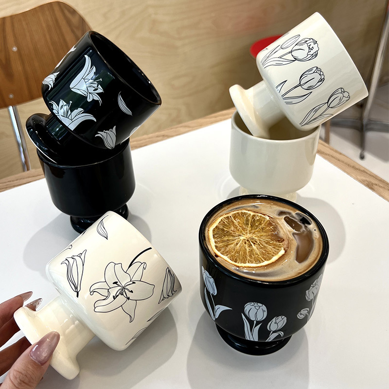 Taza de aromaterapia de cerámica de lirio personalizada Taza de nicho en blanco y negro Té de la tarde Taza de helado de yogur de café