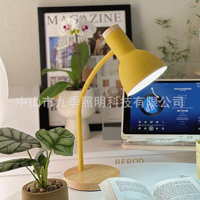 Nordic LED desk lamp eye protection desk College student dormitory simple creative learning plug-in ins girl bedside lamp