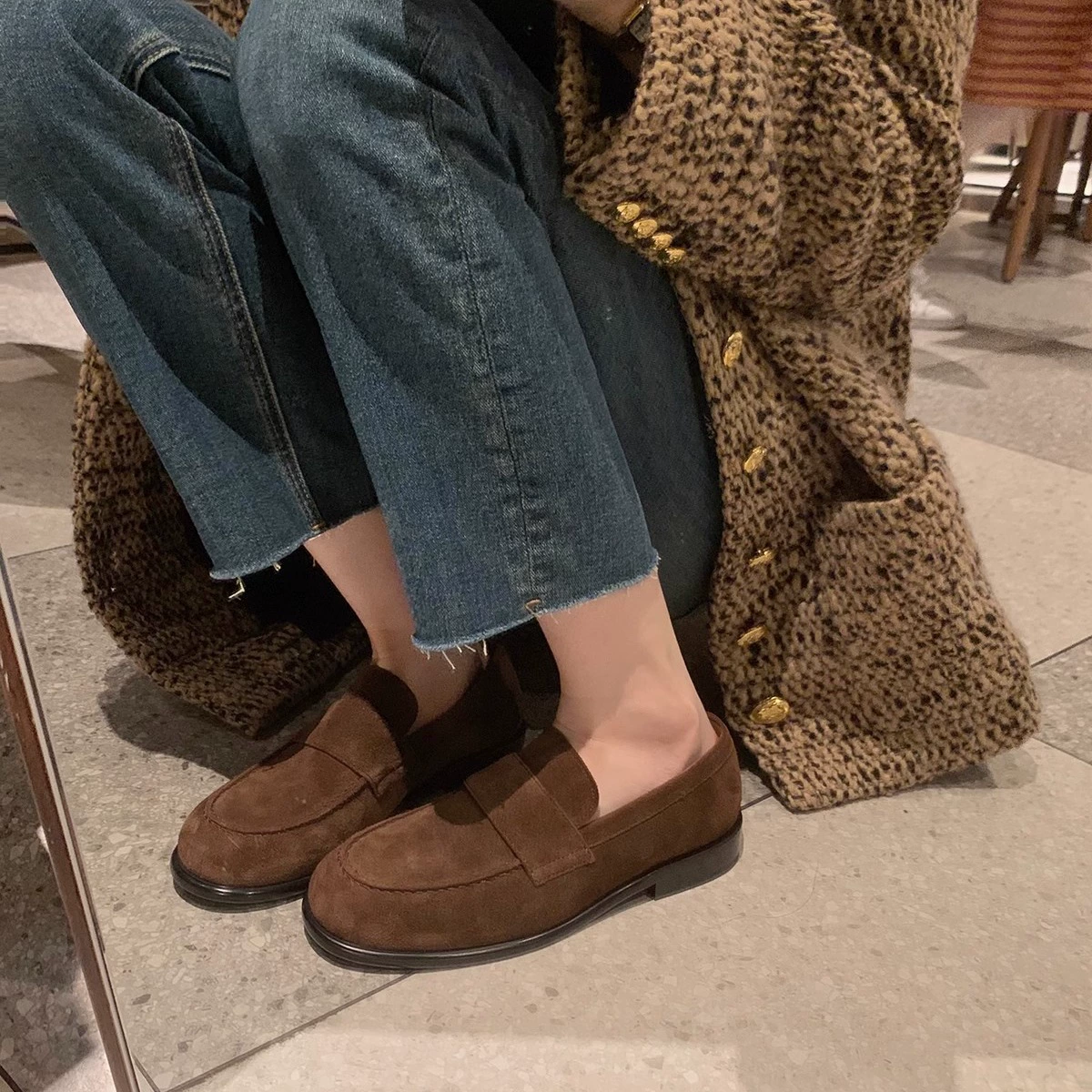 Версия из овчины ~ Grape Mom Same Shoes ретро британский стиль, лоферы-слипоны из овчины для весны и осени