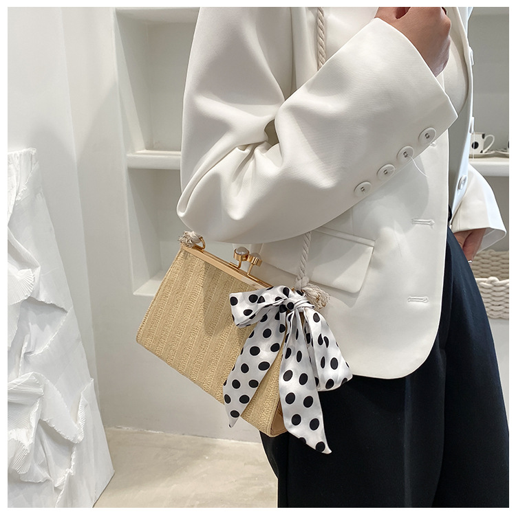 Korean fashion simple silk scarf largecapacity shoulder bagpicture12