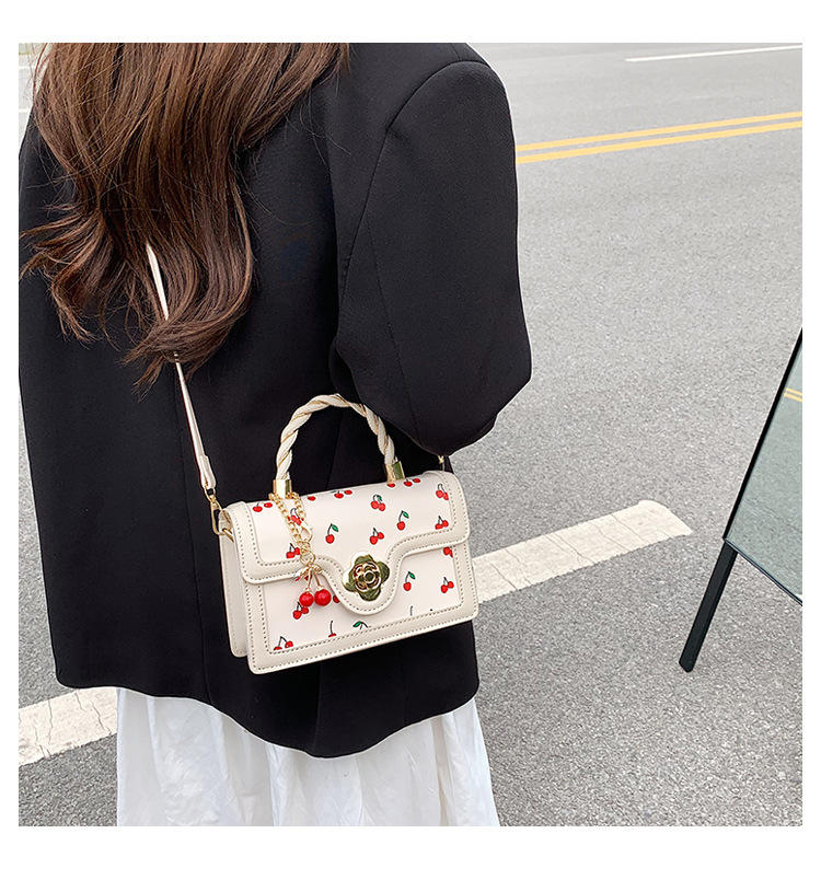 Women's Medium Pu Leather Cherry Streetwear Flip Cover Crossbody Bag display picture 4