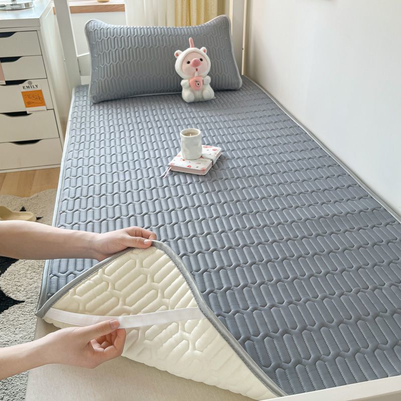 Summer Latex Mat Air-Conditioned Soft Mat Student Bunk Bed Single and Double Cool Ice Silk Home Mattress Washable