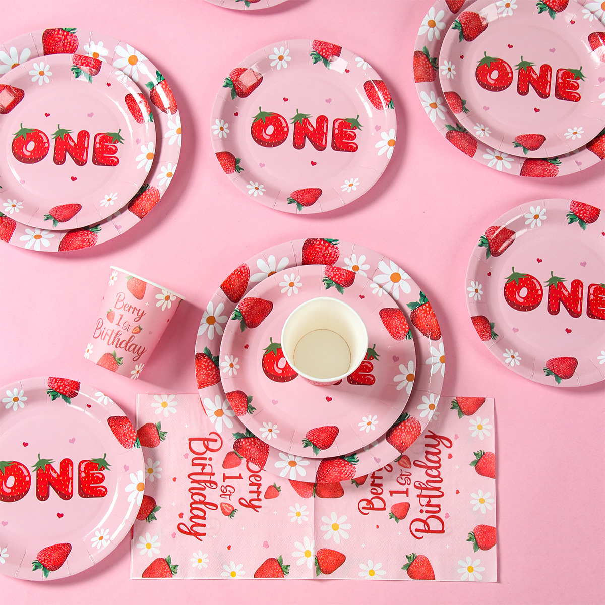 Fiesta temática de fresa chica rosa fruta cumpleaños vasos de papel desechables bandejas de papel cubiertos set decoración de mesa