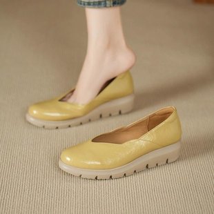 Ůʽ�ļ�����ƽ���и����e��Ь2025��Ʒ����¸����m���s�ٴЬ