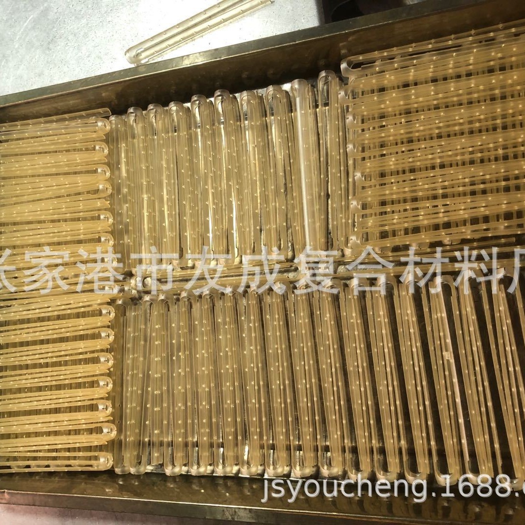 供应汽车塑料配件，塑料件，塑料制品，可按图纸模具加工，量大从
