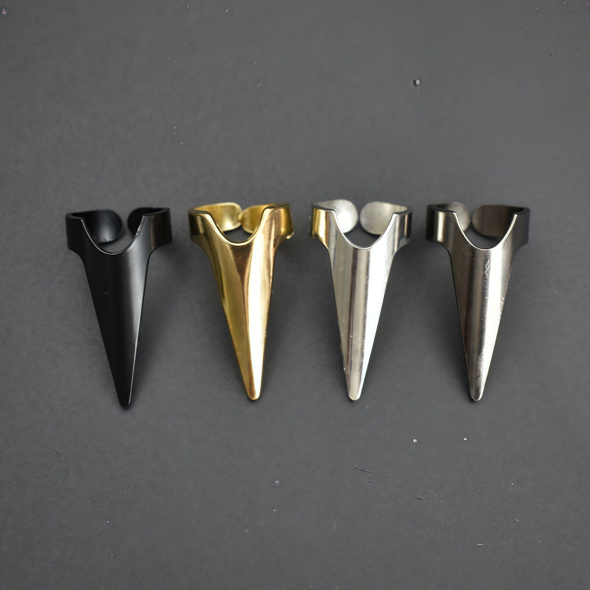 European and American Hot-Selling Wolverine-Style Rings, New Geometric Exaggerated Versatile Split Rings for Women