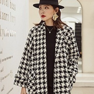 2024 New Style Yarn-Dyed Coarse Woven Polyester Houndstooth Fabric Woolen Coat Fashion Jacket Shoes Hats Bags Single-Sided Fabric