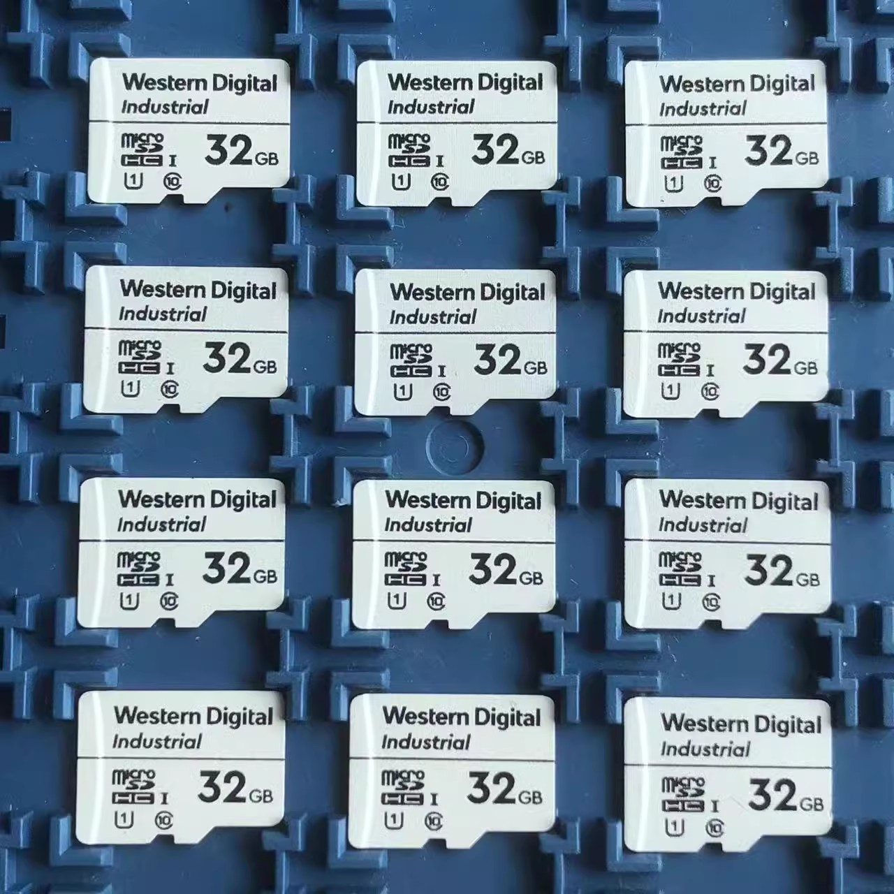 オリジナルサンディスクTFカード8g16g産業グレードMLC監視レコーダーメモリカードカメラ高速メモリSDカード