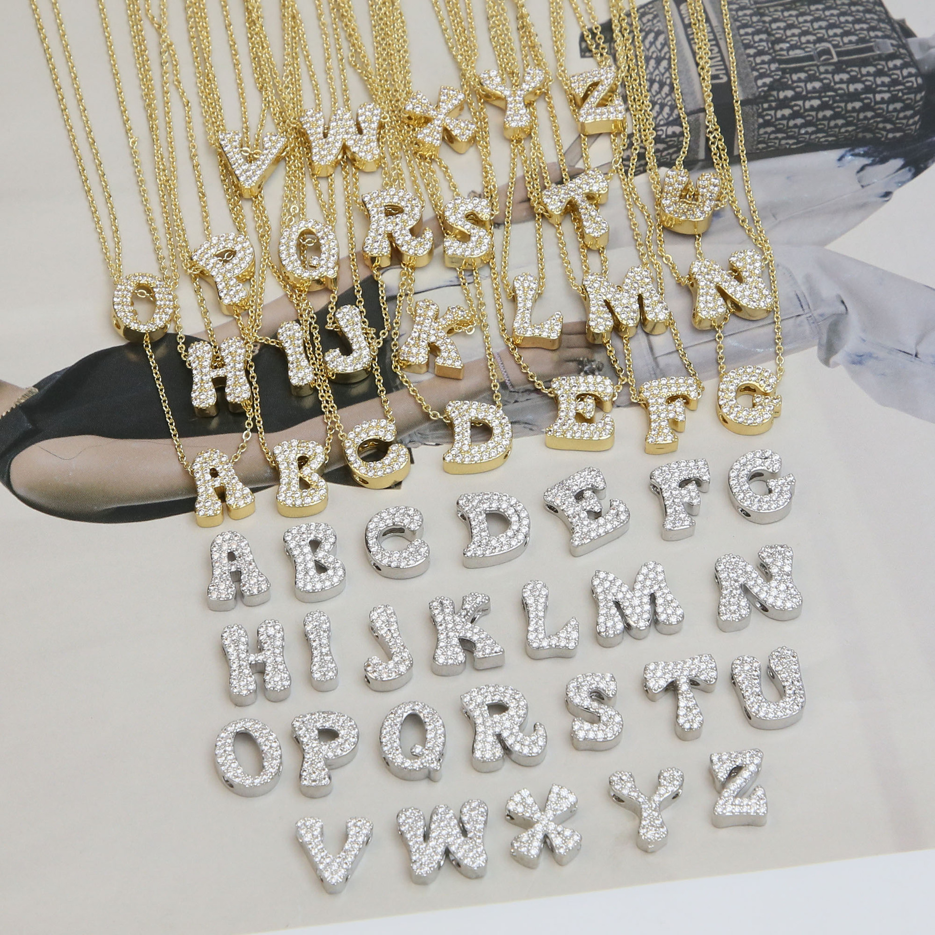 Copper Brass Simple Style Letter Pendant Necklace display picture 1