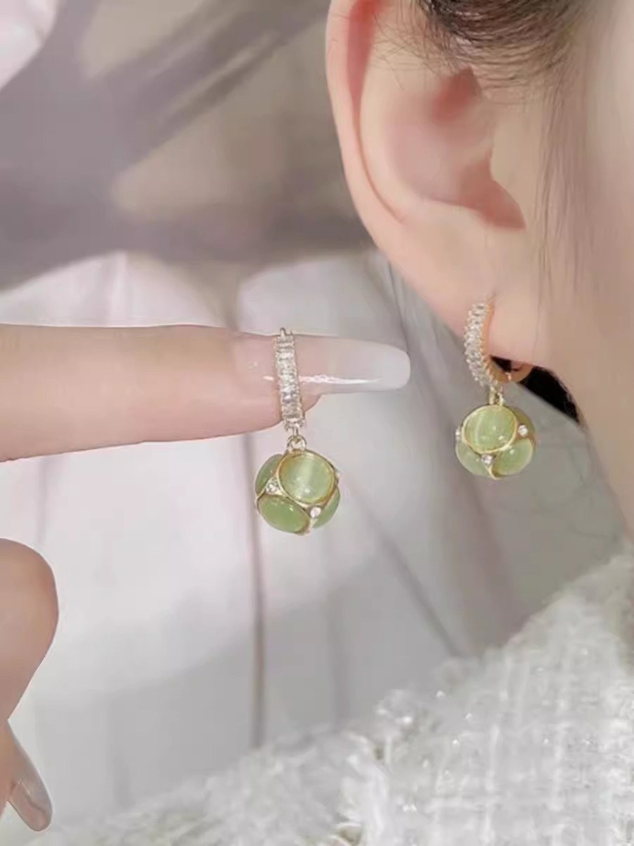 Boucles d'oreilles unisexes en pierre œil de chat japonaise et coréenne à aiguille en argent pour femmes, nouvelles boucles d'oreilles haut de gamme, boucles d'oreilles boules_voghion.com