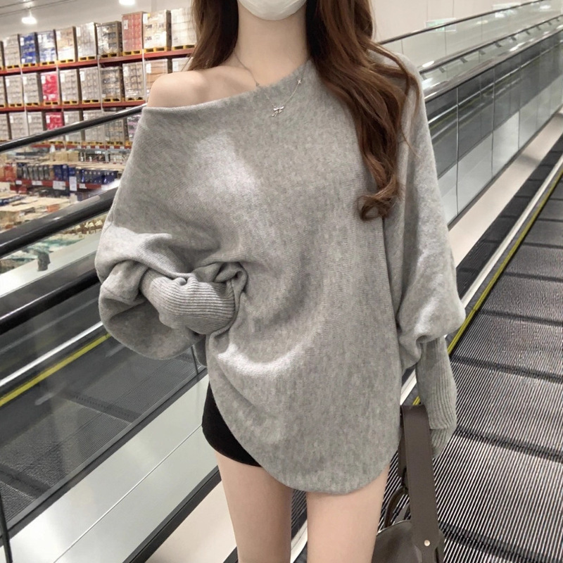 灰色蝙蝠袖斜肩一字肩毛衣女秋冬内搭可外穿宽松慵懒风露肩针织衫|undefined