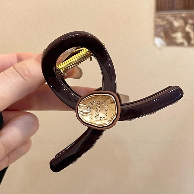 891908852107s92033348-4ed8-4d5