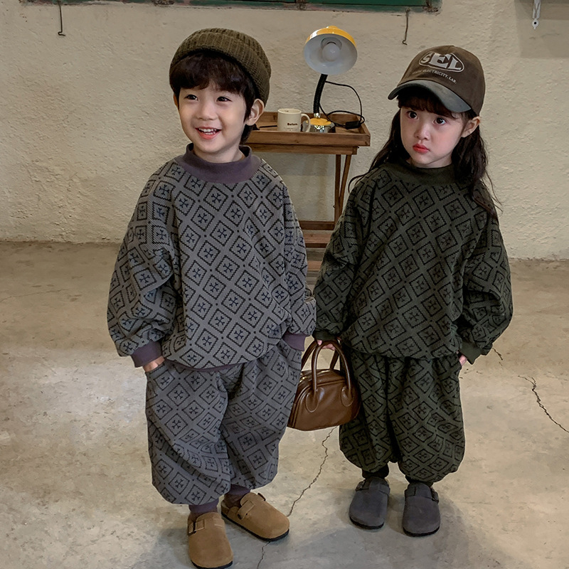 Suéter de pana de felpa para niños y niñas, conjunto de pantalones bombachos gruesos de dos piezas, invierno, 2023_voghion.com