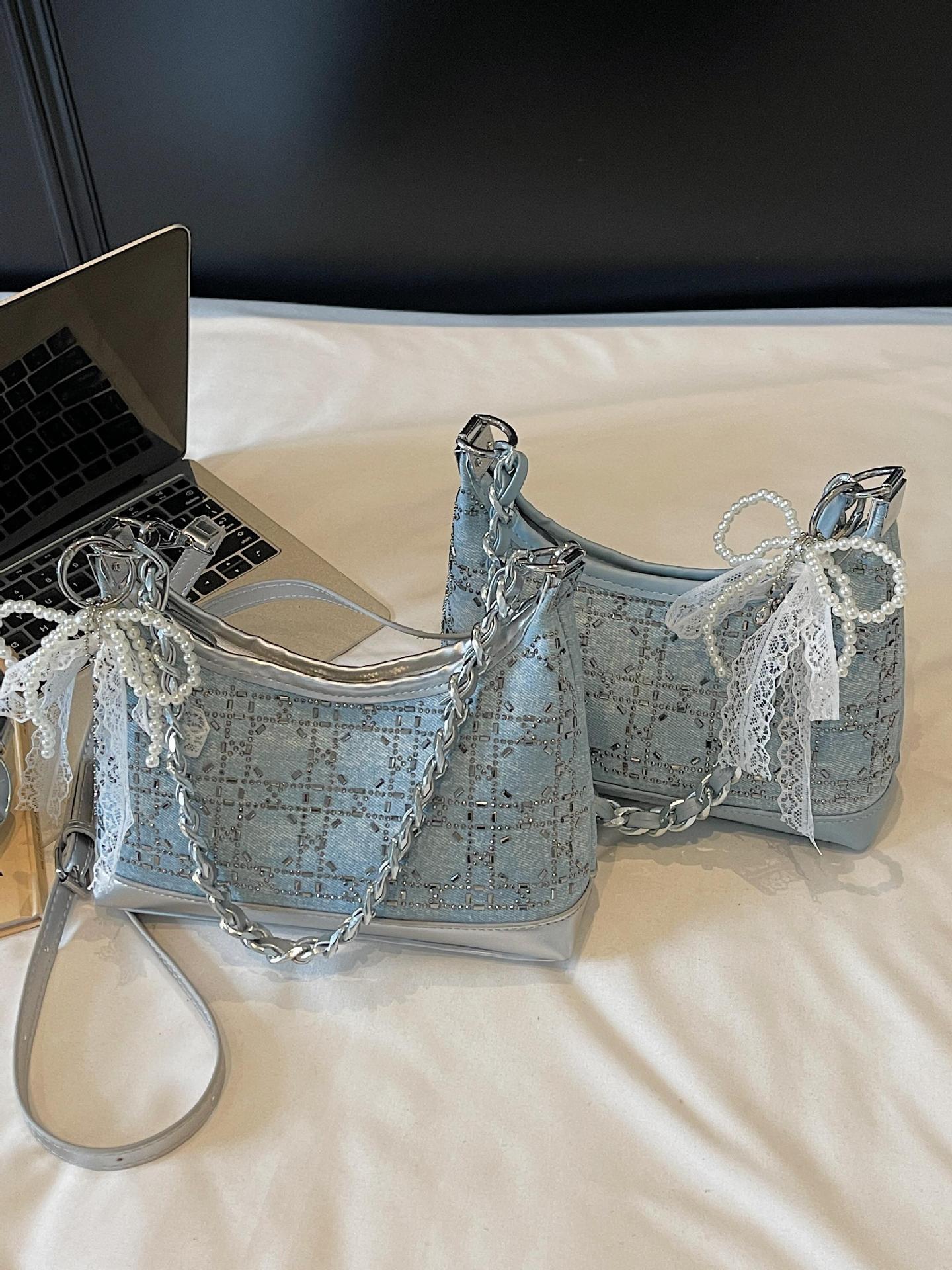 Bolso de axila de cadena de diamantes calientes de verano para mujer 2025 nuevo bolso de hombro de moda de moda bolsa de mensajero de moda de nicho