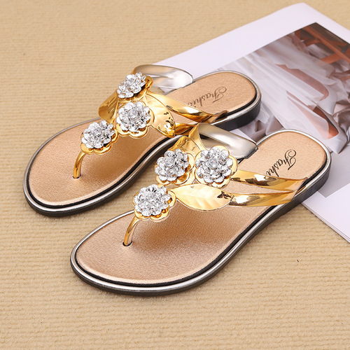 2025 Diamond-Studded Strap-On Slides for Women, Beach Lightweight Casual Outwear Herringbone Sandals Flat Water Diamond Cool Slippers
