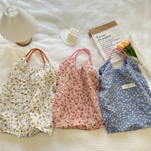 New Fashion Casual Large Capacity Women's Handbag with Small Flowers Spring and Summer Style Handbag from Dongdaemun, Korea