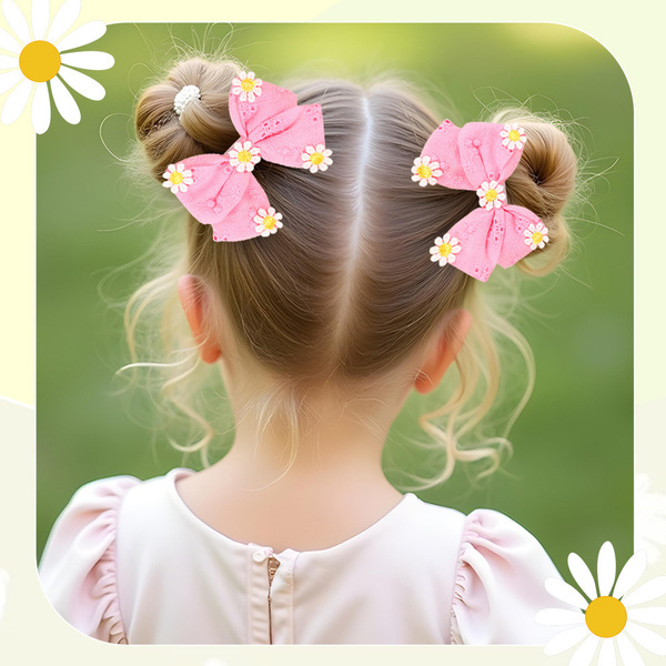 Fresh children's cloth with bow