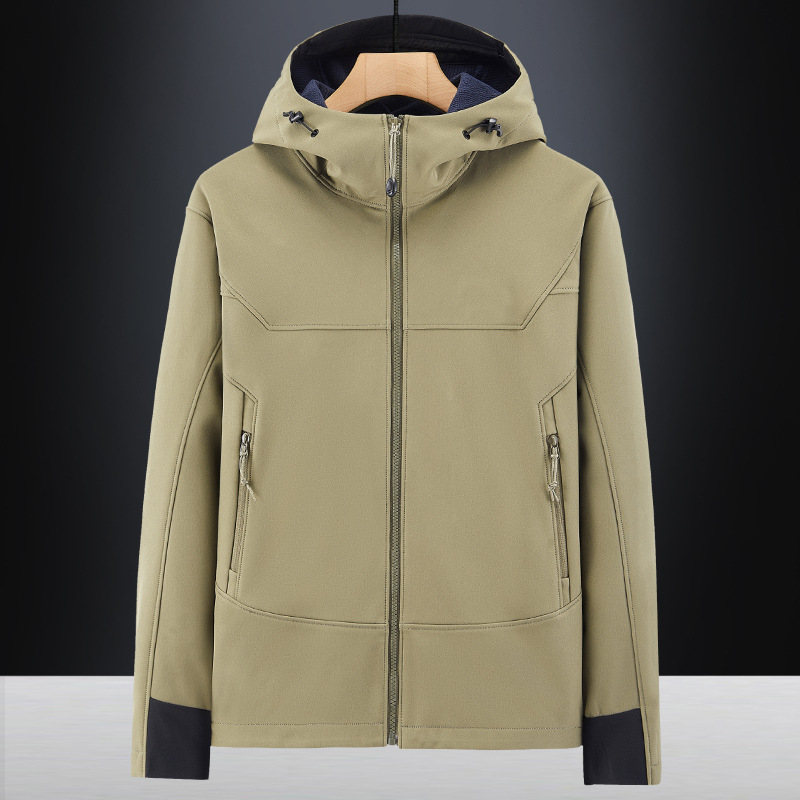Soft shell jacket men's autumn and winter outdoor windproof waterproof tactical polar fleece mountaineering clothing warm assault jacket jacket wholesale