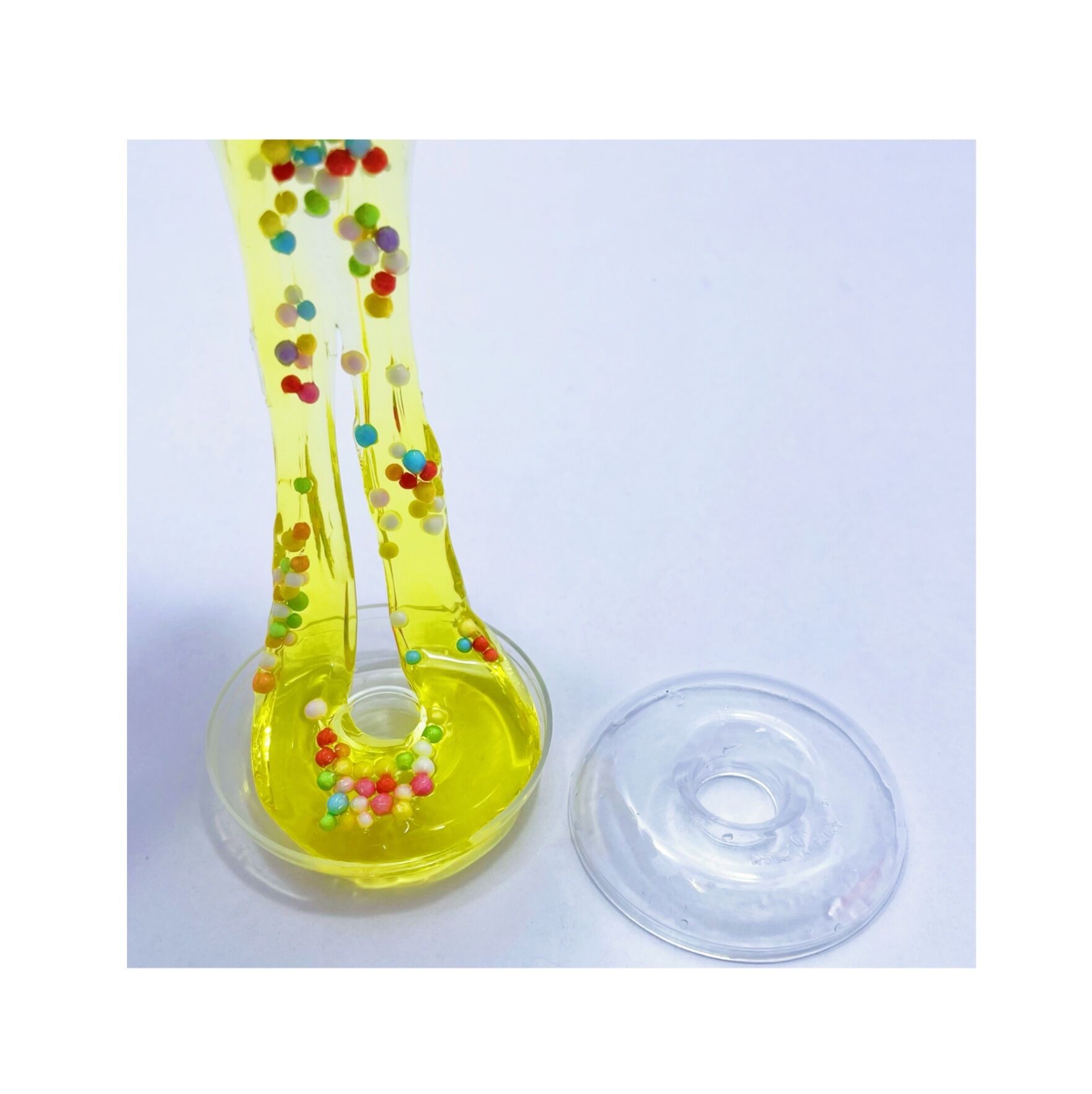 甜甜圈起泡胶白底图