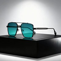 新款欧美跨境老钱风时尚男士方形眼镜户外金属太阳眼镜潮墨镜女