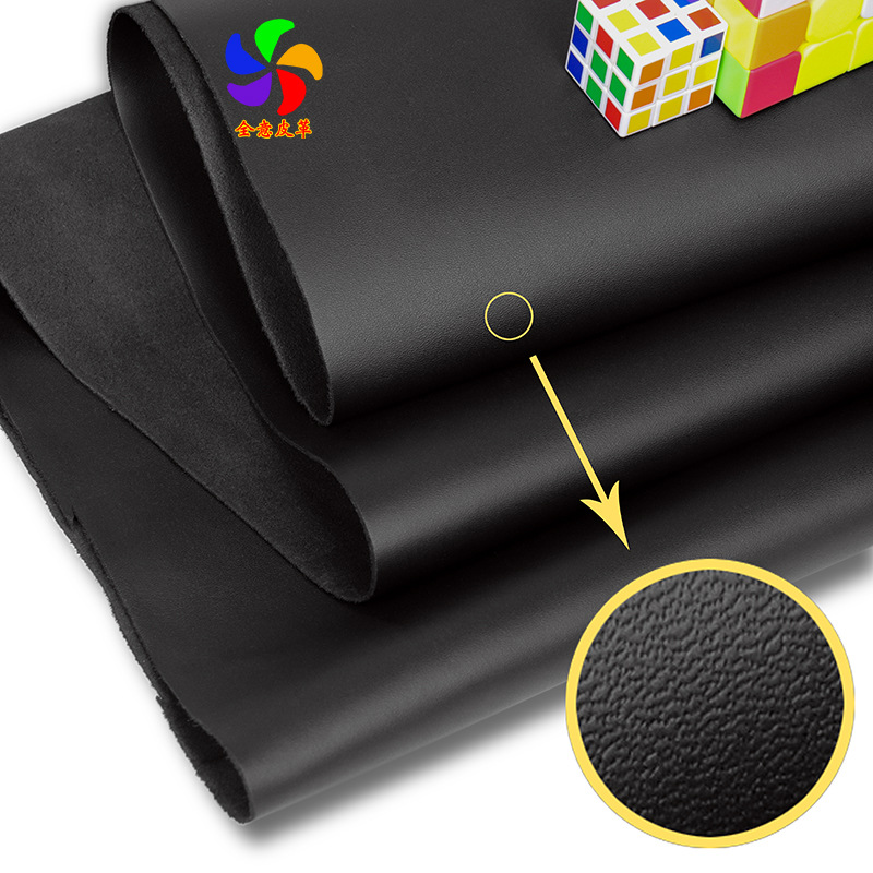 优质黑色打蜡头层牛皮鞋包材料，真皮面料促销价12元/平方英尺