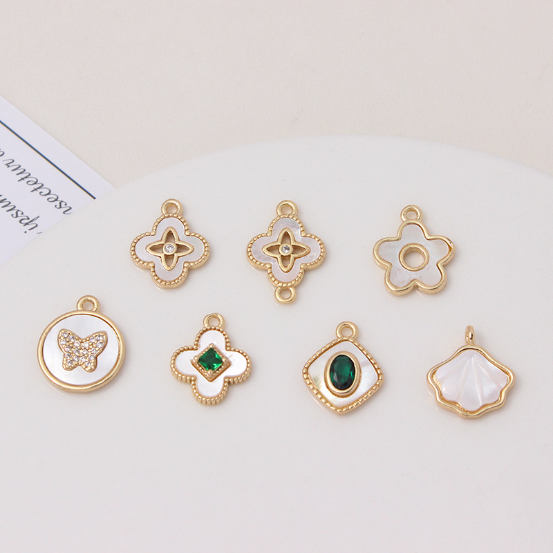 Color-preserving copper inlaid natural shell fritillary four-leaf flower pendant diy pendant vintage bracelet necklace accessories material