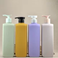Новый цвет PE пресс-бутылка для отеля, бытовой шампунь, бутылка для душа, большая емкость, 750 мл, пластиковая бутылка, разноцветная